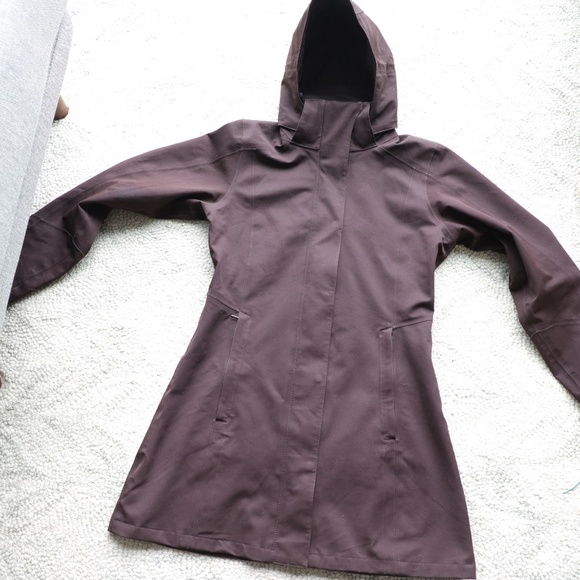 Patagonia Tres Parka Rain Shell - Picture 9 of 15